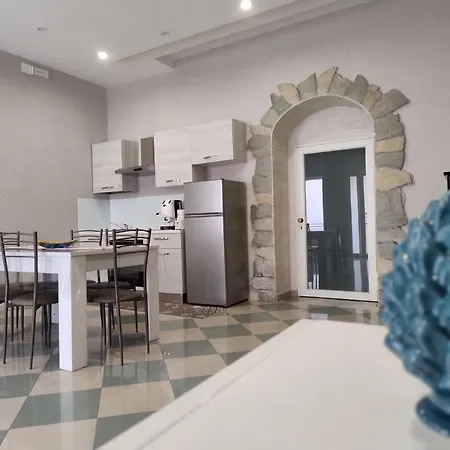 Apartment Square House