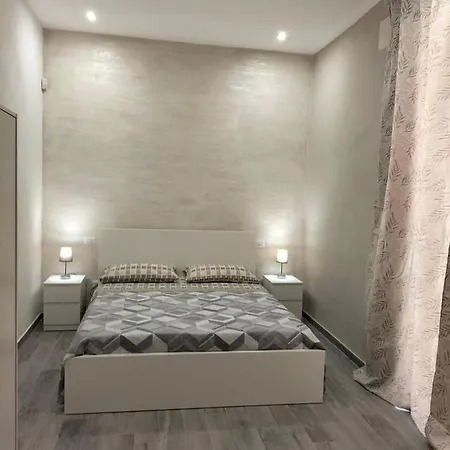 Apartamento Square House Solarino